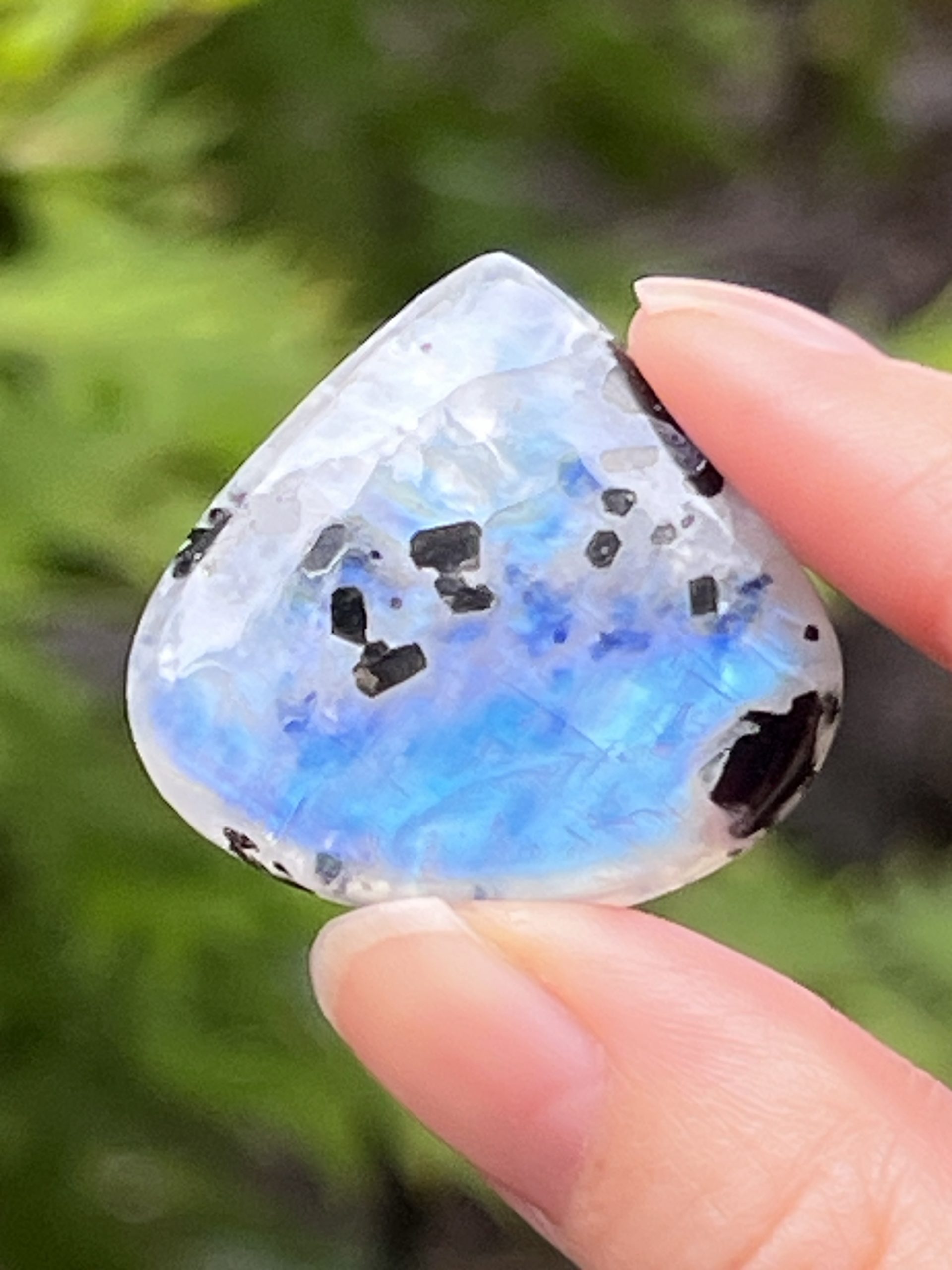 RAINBOW MOONSTONE