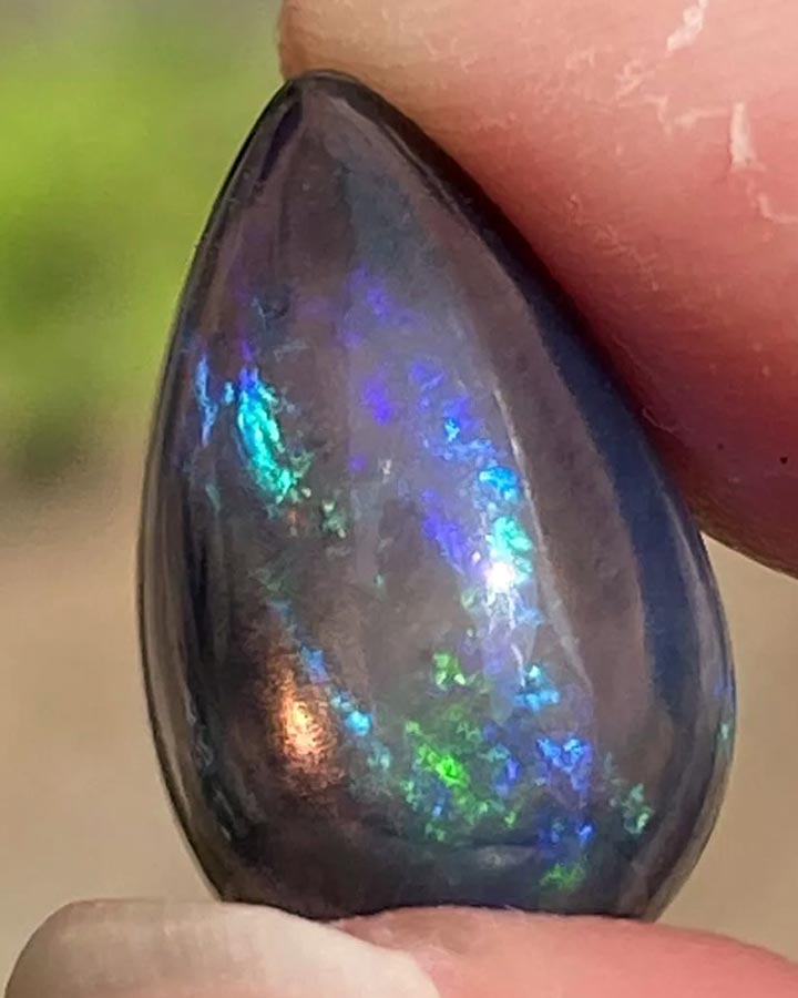 BLACK ETHIOPIAN OPAL